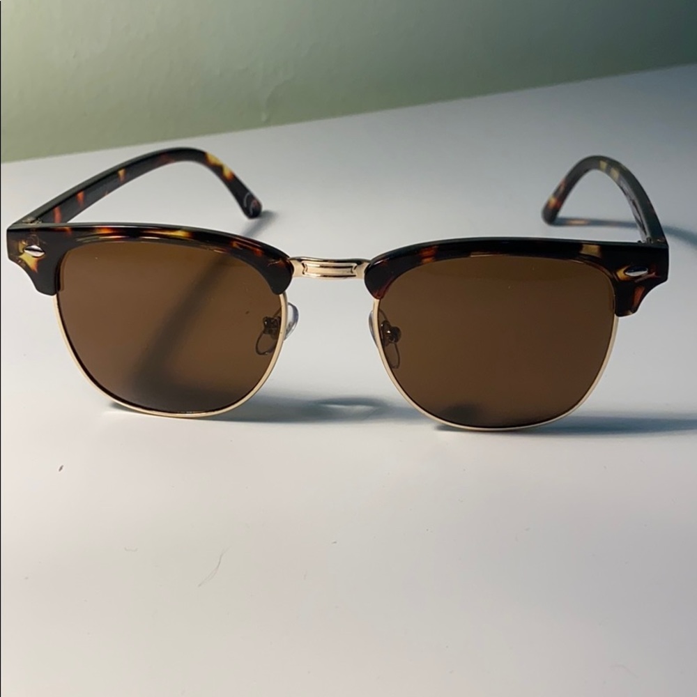 women’s club master sunglasses